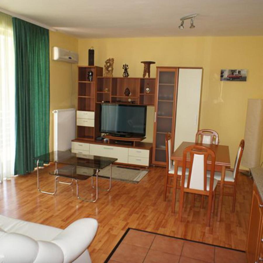 Lido Di Siofok - Aranypart - Minden 1 Percre! Daire Dış mekan fotoğraf