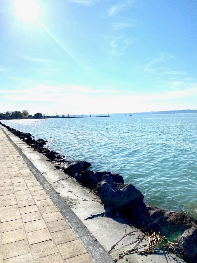 Lido Di Siofok - Aranypart - Minden 1 Percre! Daire Dış mekan fotoğraf
